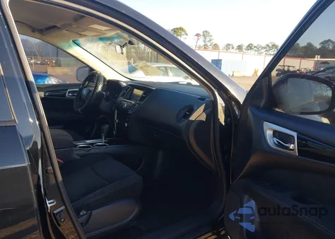 2016 Nissan Pathfinder S from USA, damaged, VIN 5N1AR2MN7GC642070